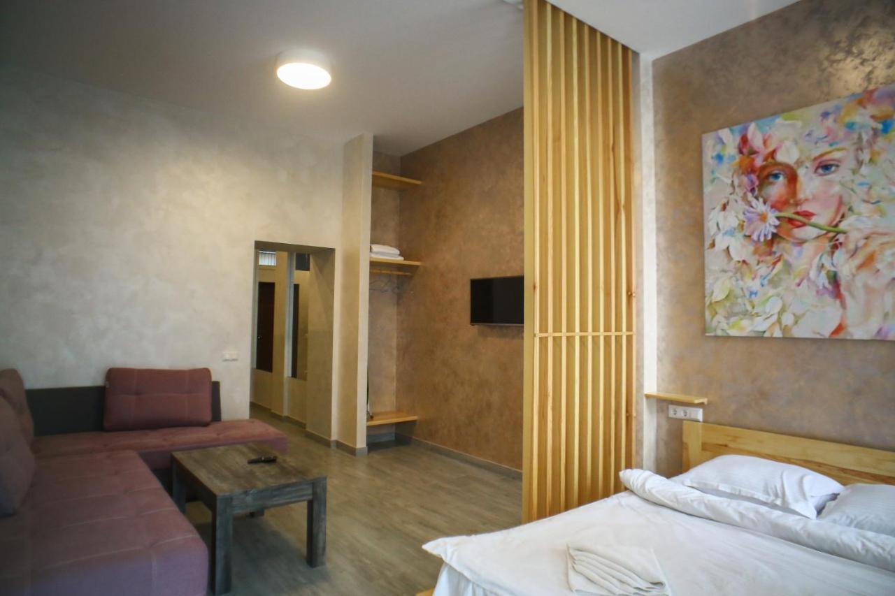 Leogrand Apartment On Drohobycha 4 Lviv Luaran gambar