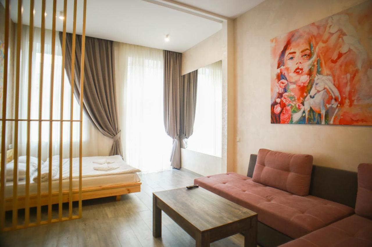 Leogrand Apartment On Drohobycha 4 Lviv Luaran gambar